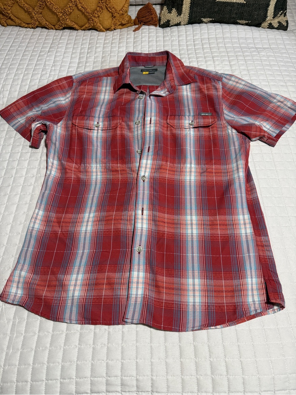 Eddie Bauer Red Plaid sun breathable Short-Sleeve Button-Down Shirt